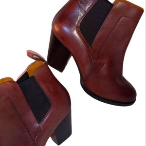 H&M leather chunky booties in Burgundy, size 7